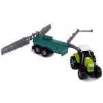 Zelený traktor postrekovač