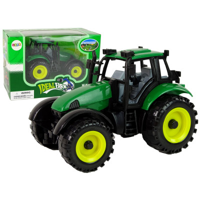 Zelený traktor